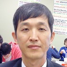 Young Woo Lee